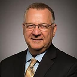 Ken Erdelt headshot